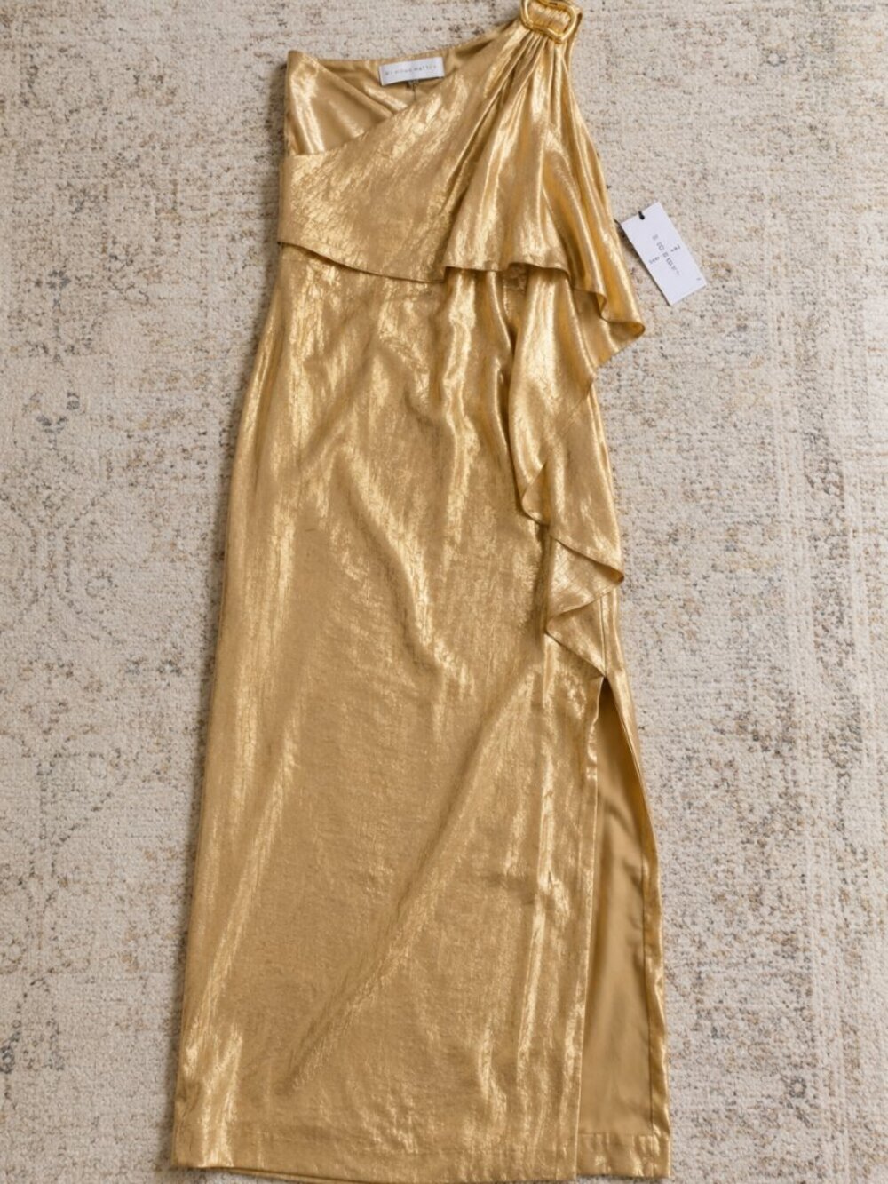 Adriana Papell Metallic Layered One Shoulder Gown Light Gold Size 6 NWT - Picture 4 of 6